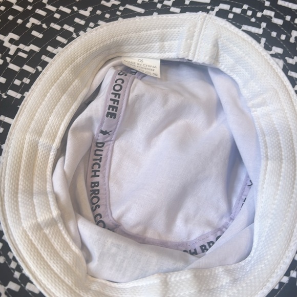 ✌️Dutch Bros Coffee Purple Summer Sun Bucket Hat "GUARANTEED TO SATISFY" - Picture 7 of 7